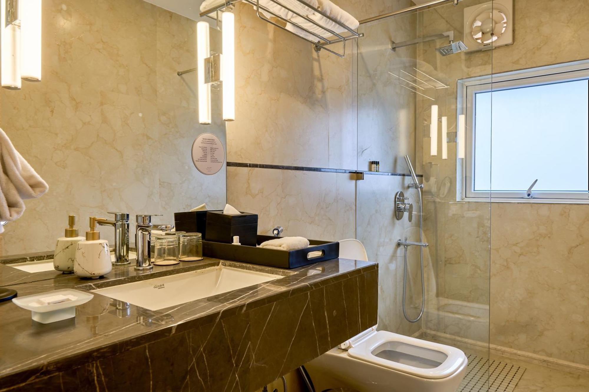 Shulem Boutique Hotel Dimāpur Extérieur photo