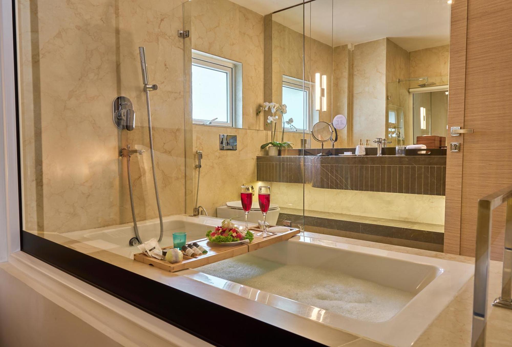 Shulem Boutique Hotel Dimāpur Extérieur photo